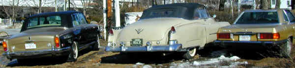 auto_3_cars_red.jpg (49691 bytes)